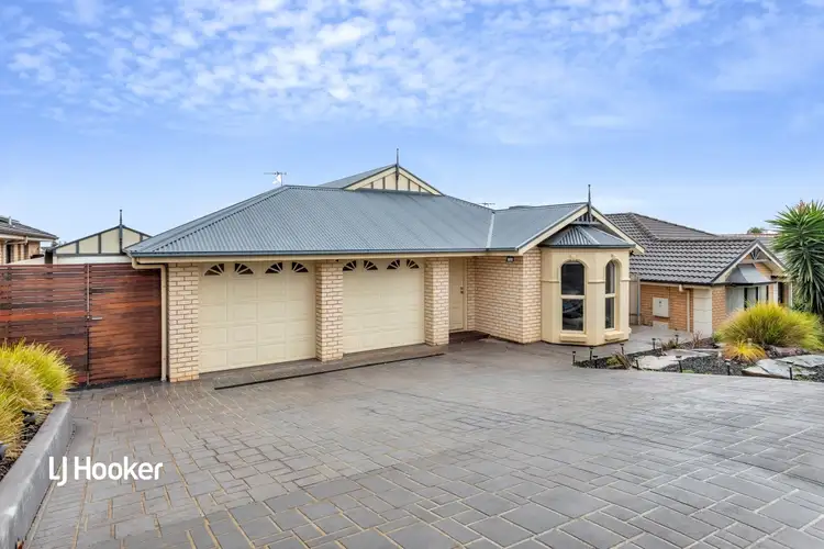 12 Gloucester Drive, Craigmore SA 5114
