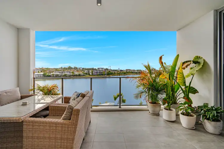 2306/397 Christine Avenue, Varsity Lakes QLD 4227