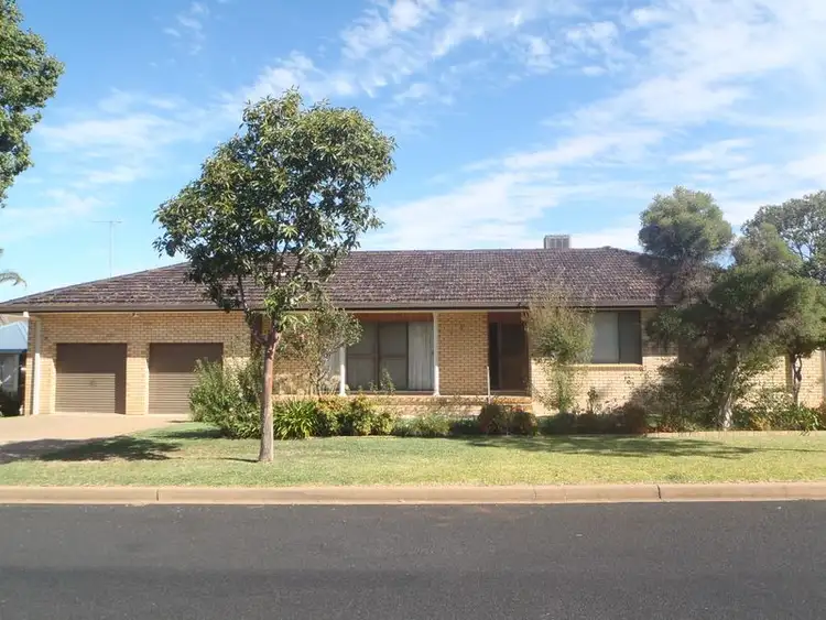 Fifth view of Homely house listing, 2 Keane Avenue, Dubbo NSW 2830