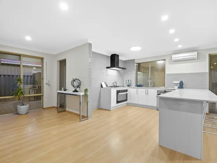 3 The Ridgeway, Swan View WA 6056