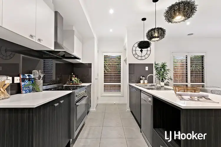 Second view of Homely house listing, 8 Cauduro Way, Epping VIC 3076