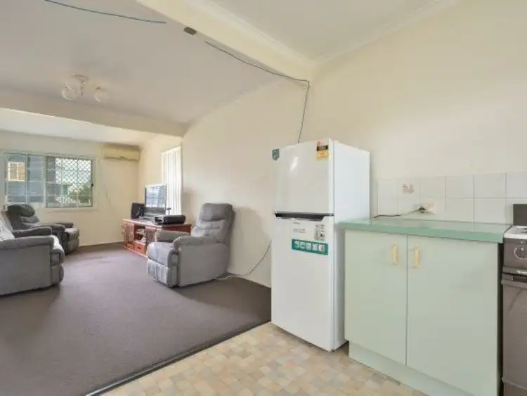 Fifth view of Homely unit listing, Unit 1/218 Auckland Street, South Gladstone QLD 4680