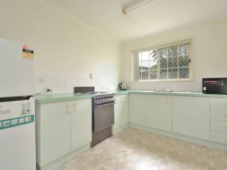 Sixth view of Homely unit listing, Unit 1/218 Auckland Street, South Gladstone QLD 4680