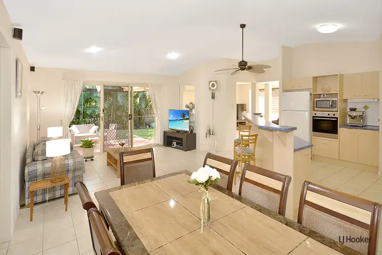 15 Kelburn Close, Banora Point NSW 2486