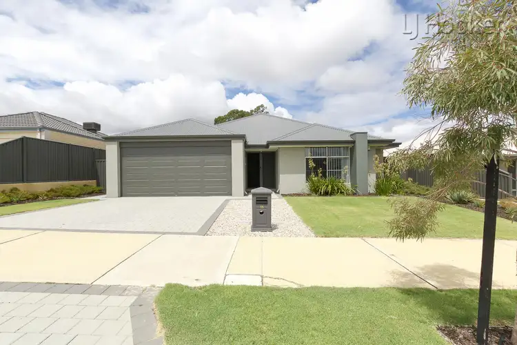15 Copenhagen Street, Baldivis WA 6171