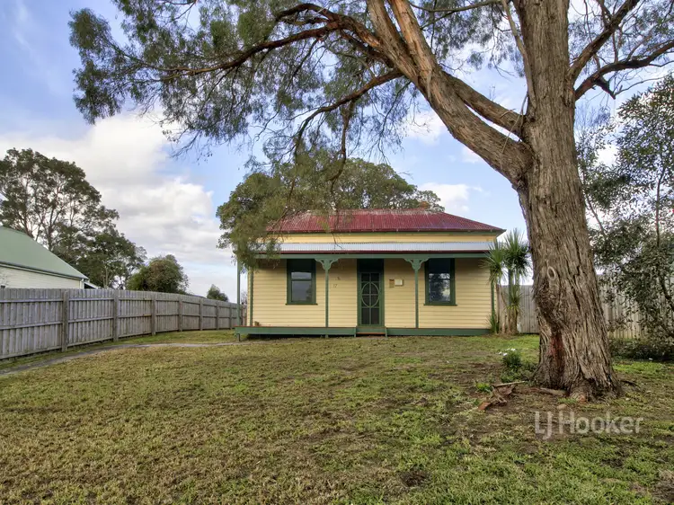 Main view of Homely house listing, 17 Macrae Street, Bairnsdale VIC 3875