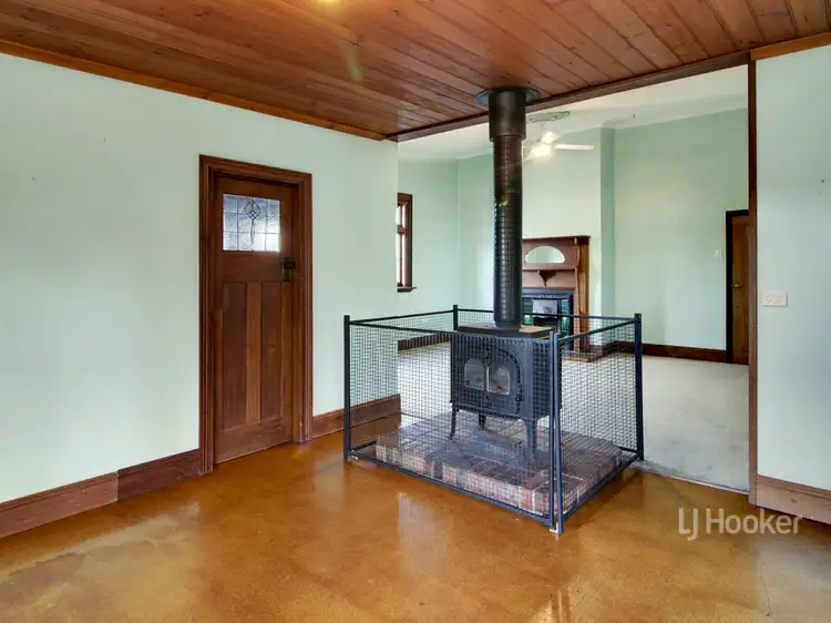 Fifth view of Homely house listing, 17 Macrae Street, Bairnsdale VIC 3875