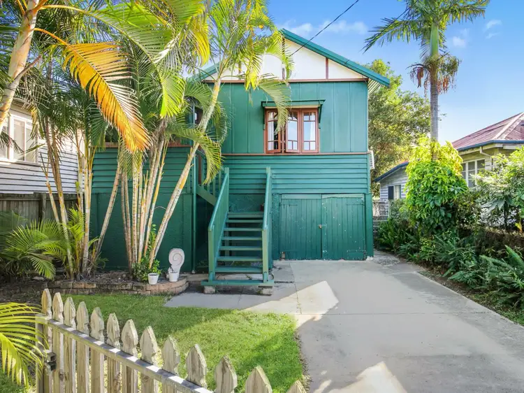 24 Bennetts Road, Camp Hill QLD 4152