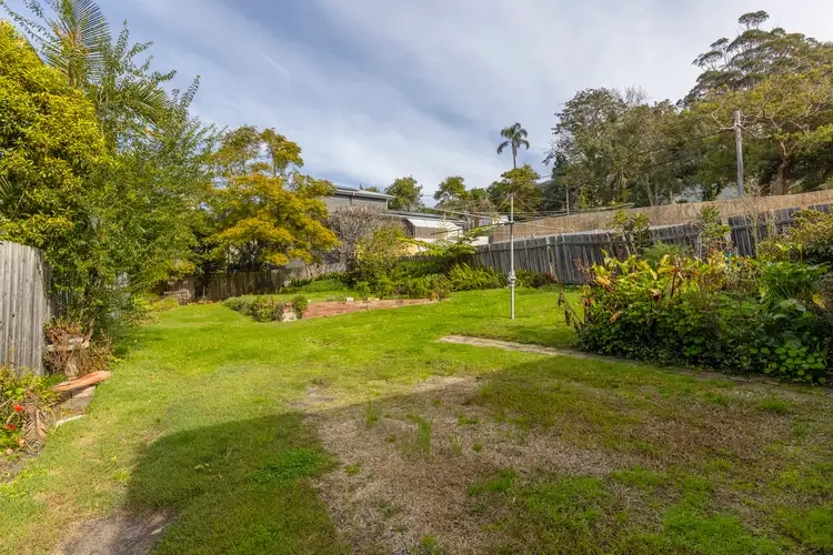 Fourth view of Homely house listing, 27 Gulliver Street, Brookvale NSW 2100