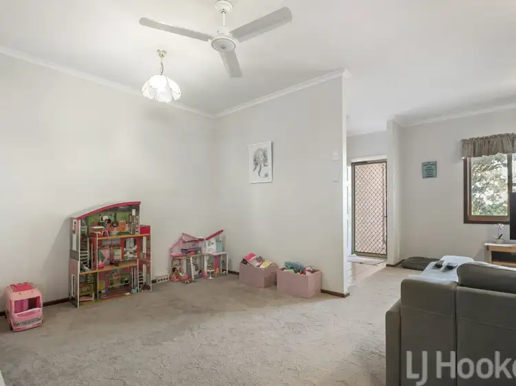 Fifth view of Homely house listing, 15 Campbell Crescent, Baynton WA 6714