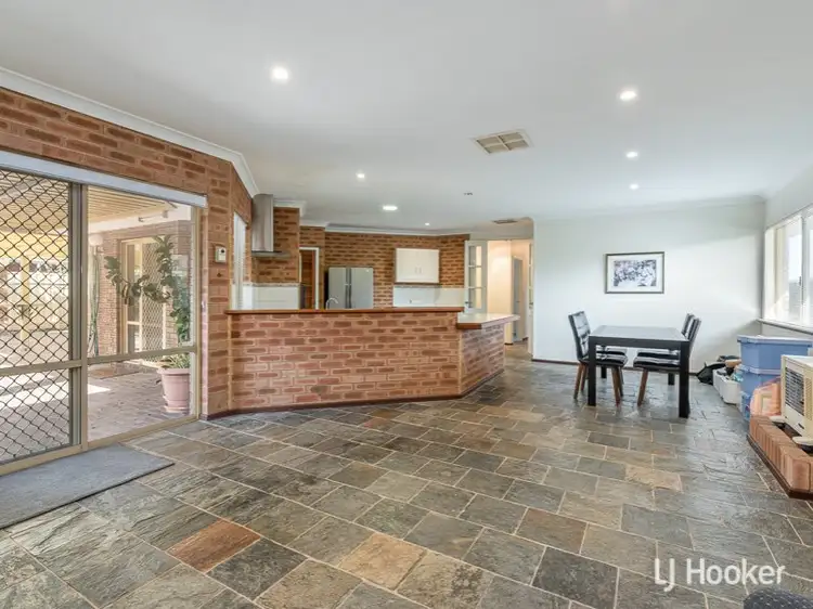 Fifth view of Homely house listing, 4 Argyle Court, Thornlie WA 6108