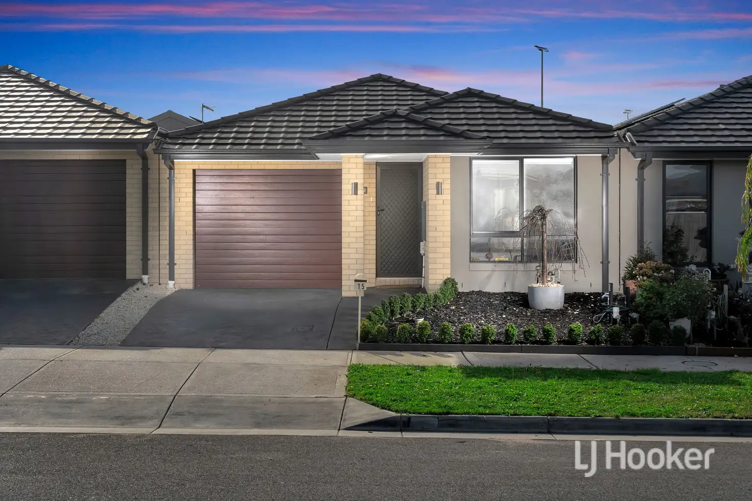 Main view of Homely house listing, 15 Cartwright Grove, Cranbourne East VIC 3977