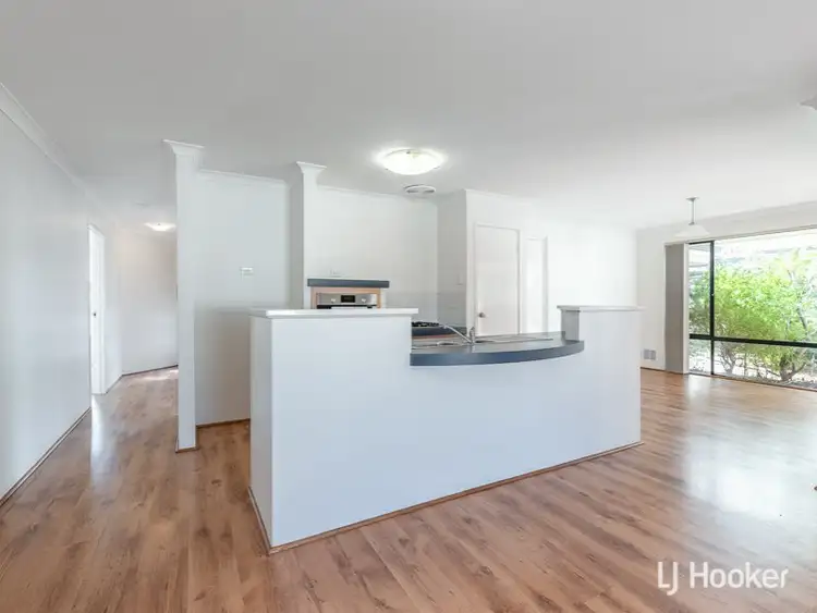 Fourth view of Homely house listing, 10 Pearce Court, Huntingdale WA 6110