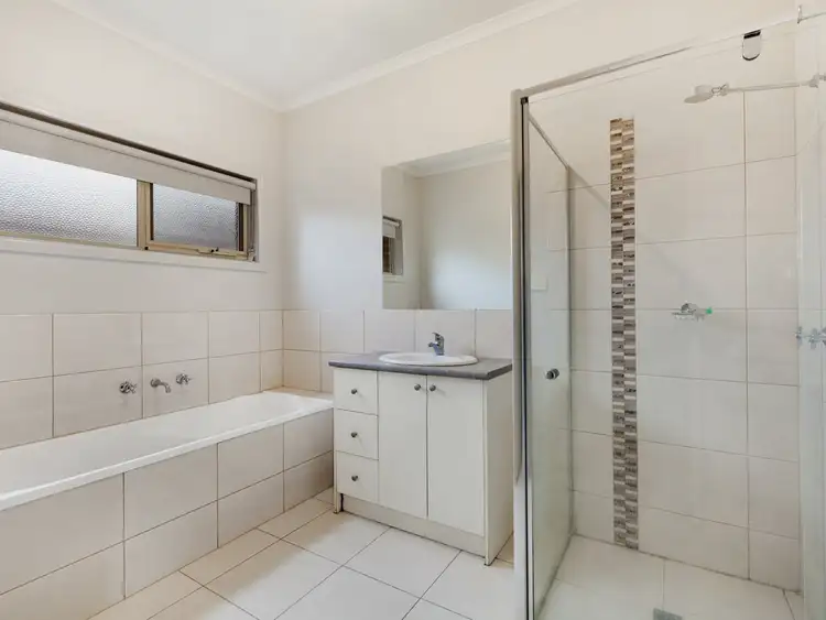 Fifth view of Homely unit listing, 32 Piper Street, Broadford VIC 3658
