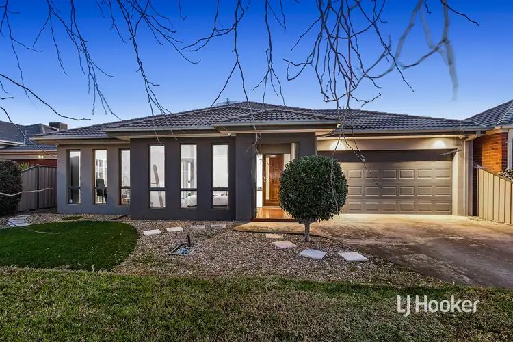 12 Halifax Court, Point Cook VIC 3030