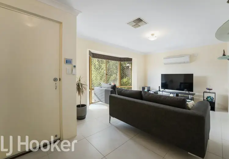 Fifth view of Homely villa listing, 2/7 Gresham Street, Victoria Park WA 6100