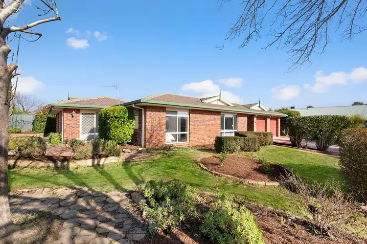Main view of Homely house listing, 16 Thornhill Crescent, Dunlop ACT 2615