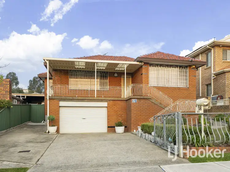 50 Chamberlain Rd, Guildford NSW 2161