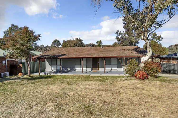 94 Enid Lorimer Circuit, Chisholm ACT 2905