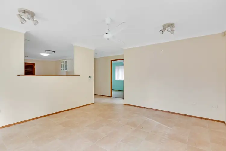 Fourth view of Homely house listing, 2 Hucker Court, Cleveland QLD 4163