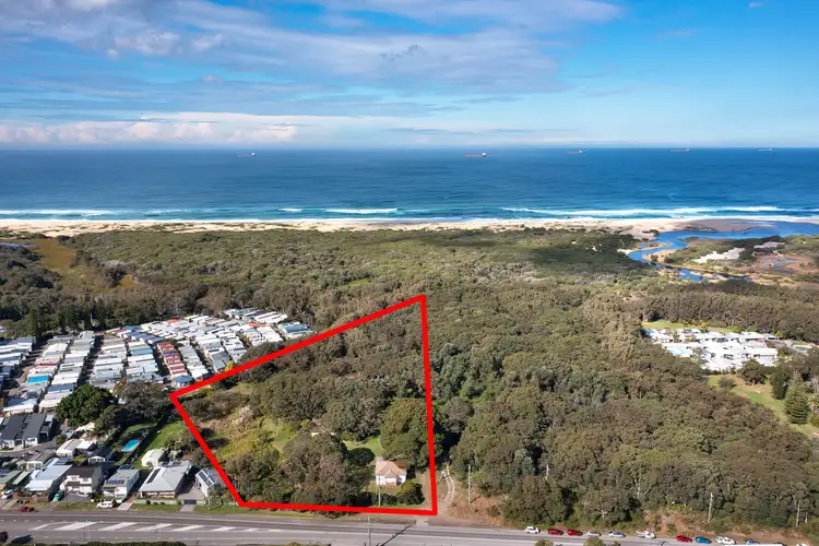 11 Kalaroo Road, Redhead NSW 2290
