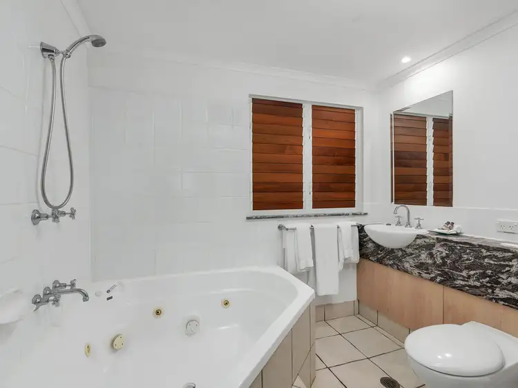 Unit 31/10-14 Amphora Street, Palm Cove QLD 4879