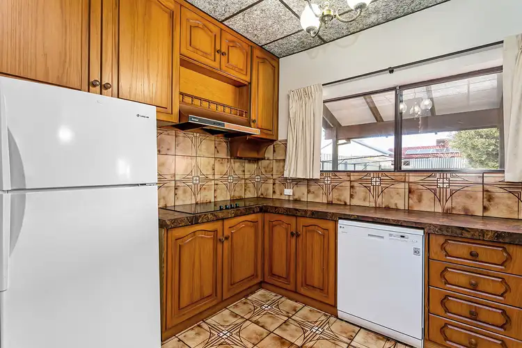 Fifth view of Homely house listing, 7 Thiele Crescent, West Lakes Shore SA 5020