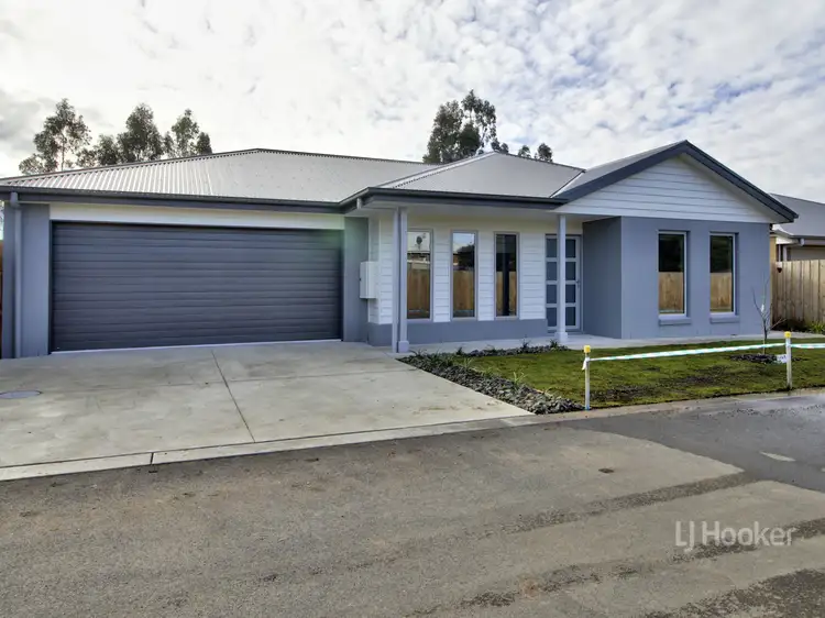Main view of Homely house listing, 1 Bryan Place, East Bairnsdale VIC 3875