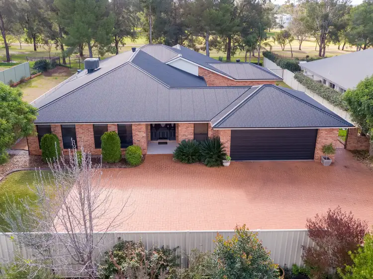 16 Lakeside Circuit, Dubbo NSW 2830