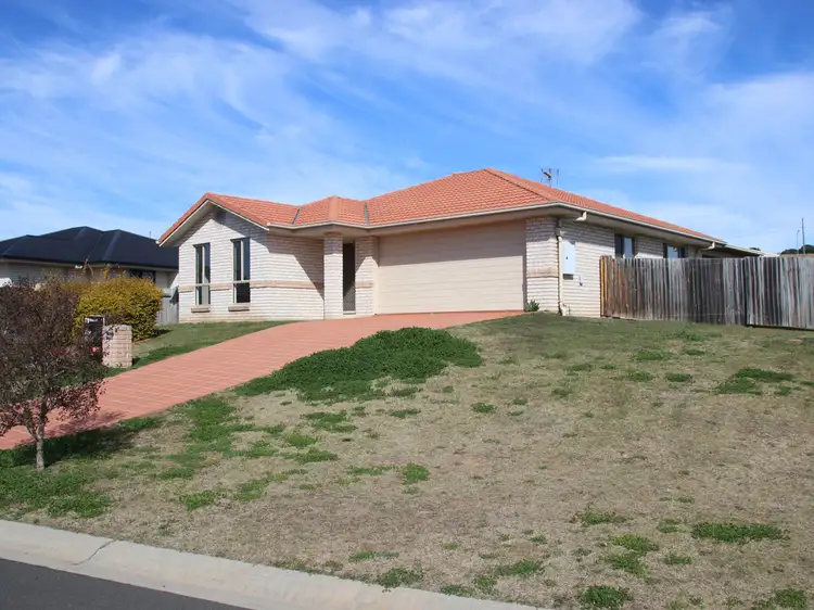 9 Sharon Drive, Warwick QLD 4370