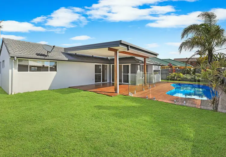 17 Currong Street, Minyama QLD 4575