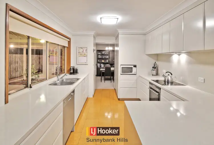 16 Redcedar Crescent, Calamvale QLD 4116