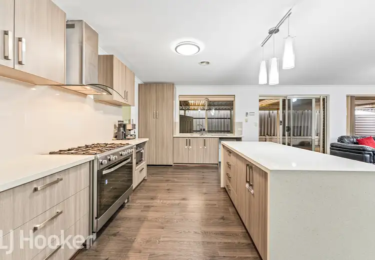 7 Freshwater Drive, Atwell WA 6164