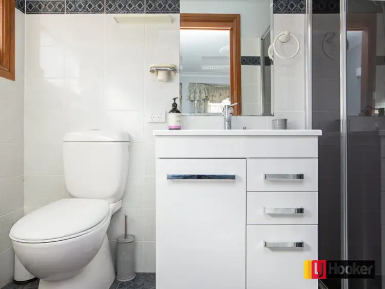 Sixth view of Homely house listing, 10a Bandalong Street, Hillvue NSW 2340