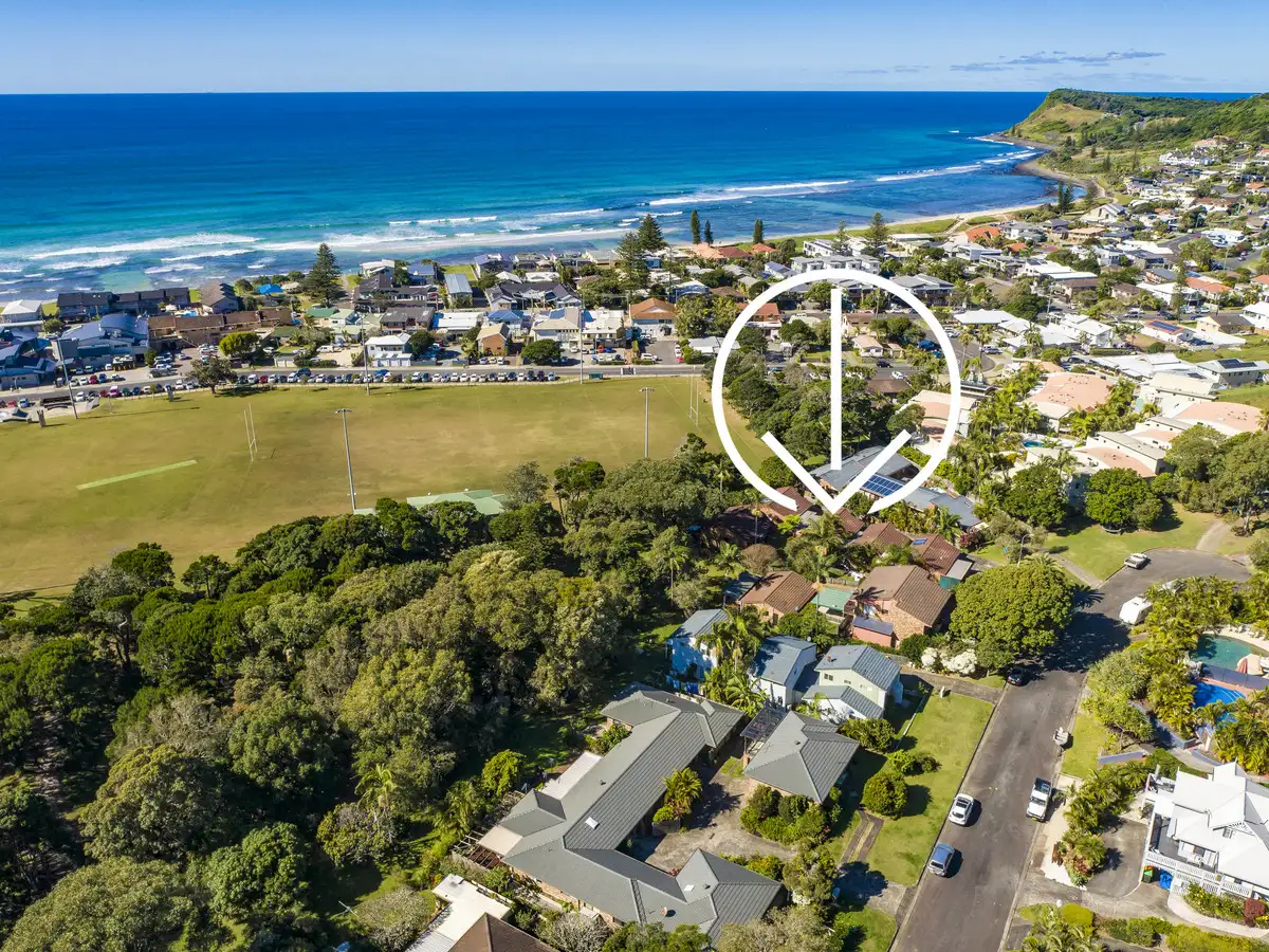 Main view of Homely unit listing, 2/34 Sunrise Crescent, Lennox Head NSW 2478