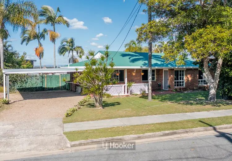 Second view of Homely house listing, 4 Flinders Crescent, Boronia Heights QLD 4124
