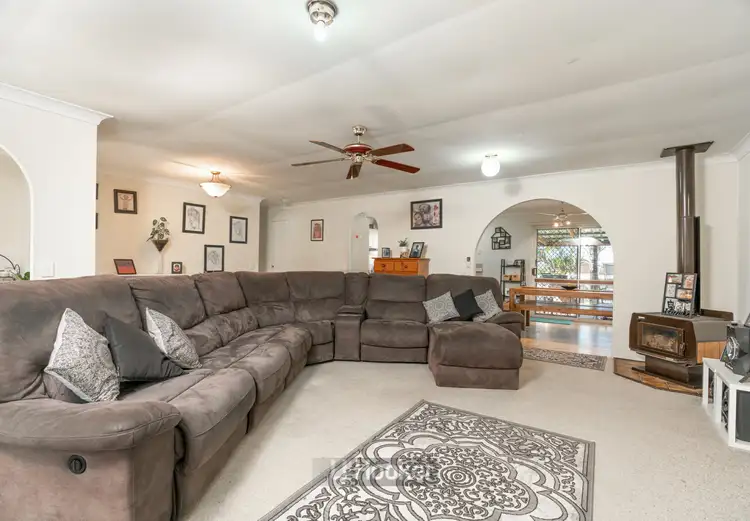 Fifth view of Homely house listing, 4 Flinders Crescent, Boronia Heights QLD 4124