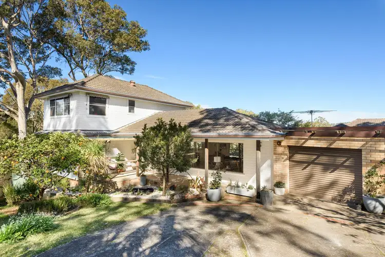13 Dolphin Crescent, Avalon Beach NSW 2107