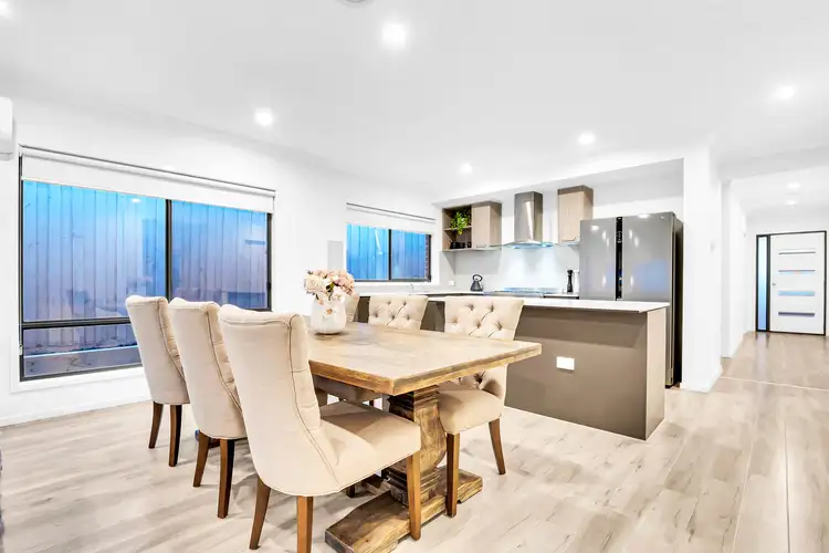 Fifth view of Homely house listing, 17 Osmond Crescent, Wollert VIC 3750