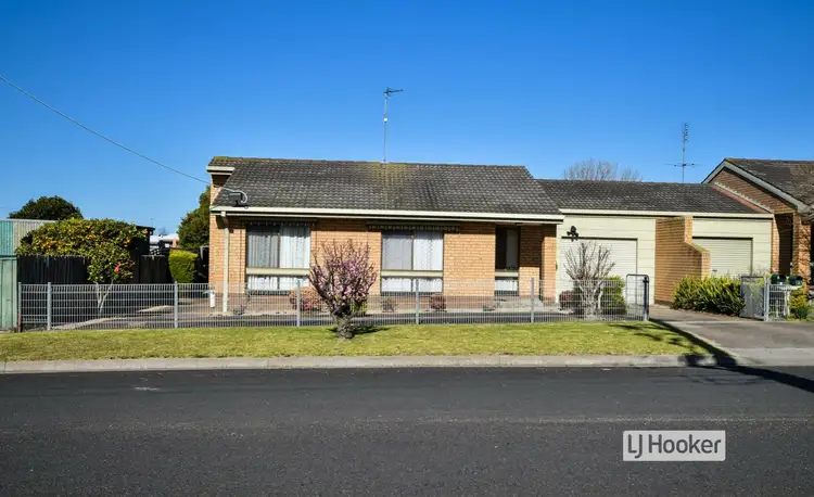 Main view of Homely unit listing, Unit 3/2 Canal Road, Paynesville VIC 3880