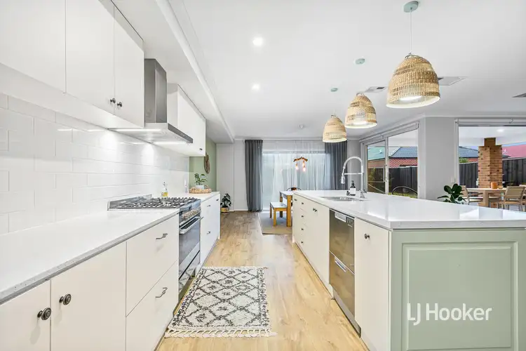 Sixth view of Homely house listing, 20 Grosset Way, Point Cook VIC 3030