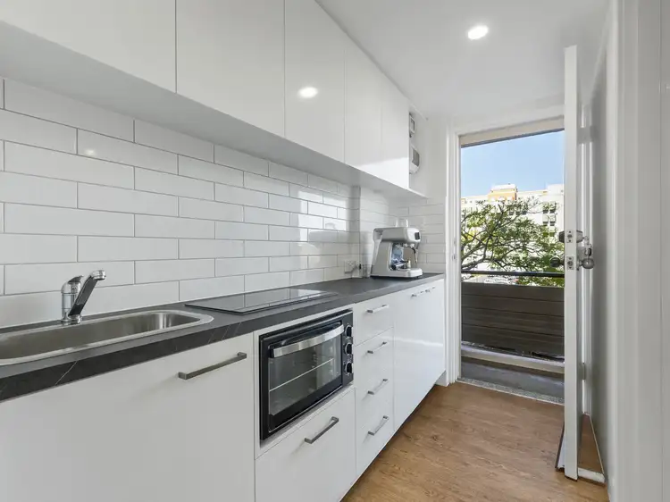 Fifth view of Homely studio listing, 102/355 Main Street, Kangaroo Point QLD 4169