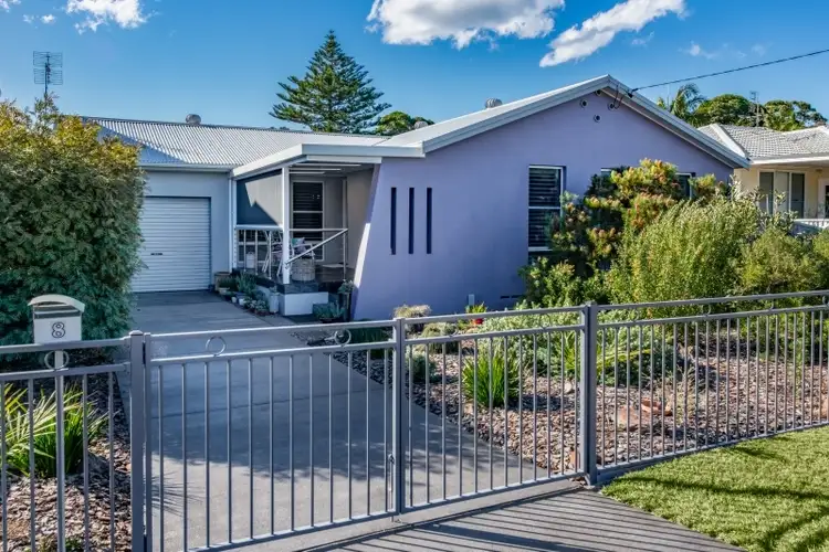 8 Stafford Street, Noraville NSW 2263