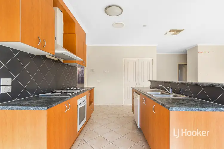 Fifth view of Homely house listing, 21 Fawkner Way, Seabrook VIC 3028