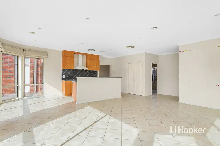 Sixth view of Homely house listing, 21 Fawkner Way, Seabrook VIC 3028