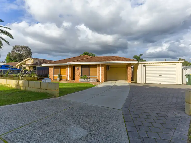 Second view of Homely house listing, 10 Shaw Mews, Leda WA 6170