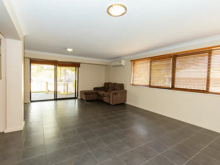 Seventh view of Homely house listing, 10 Shaw Mews, Leda WA 6170