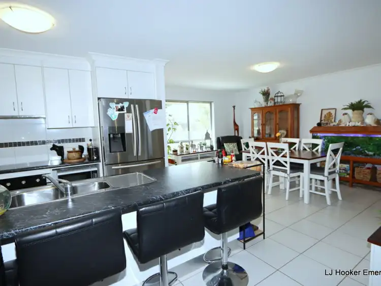 Third view of Homely house listing, 3 Highland Court, Emerald QLD 4720