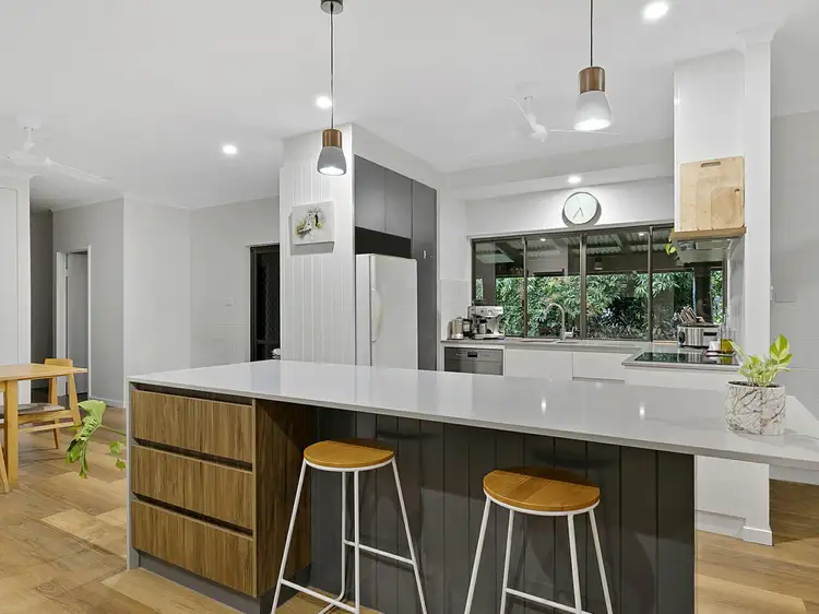 36 Trundle Terrace, Whitfield QLD 4870