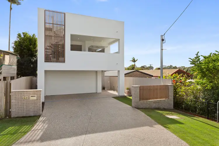 16 Oakland Avenue, Redland Bay QLD 4165
